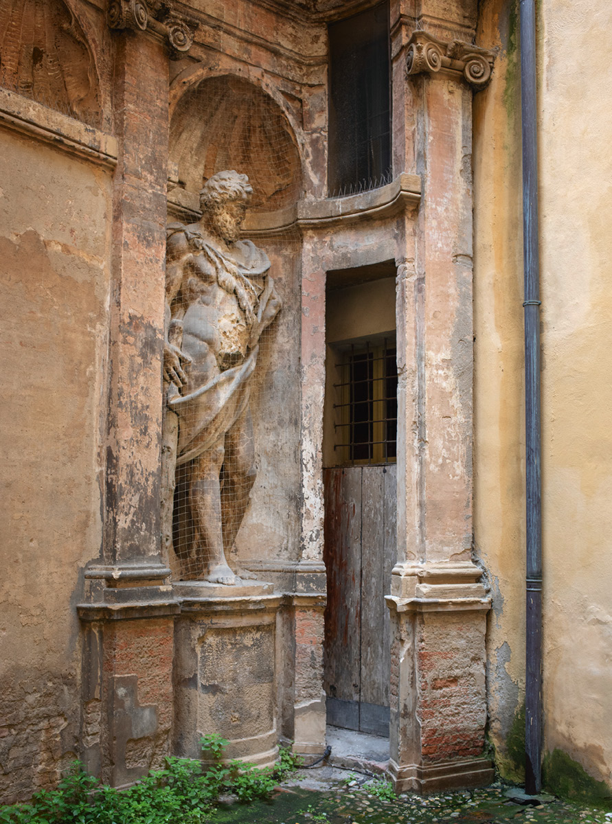 Bild: Statue, Bologna, Universität